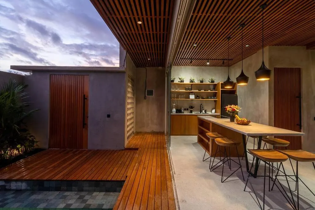 Villa Amazing Ocean View Rooftop Walk To The Beach Canggu